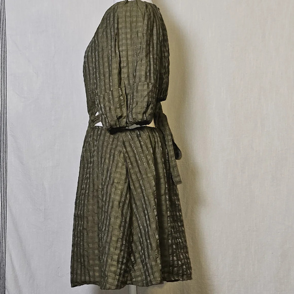 Moon River Womens Plaid Green Mini Dress,w Back Cutouts SZ M - Picture 6 of 16